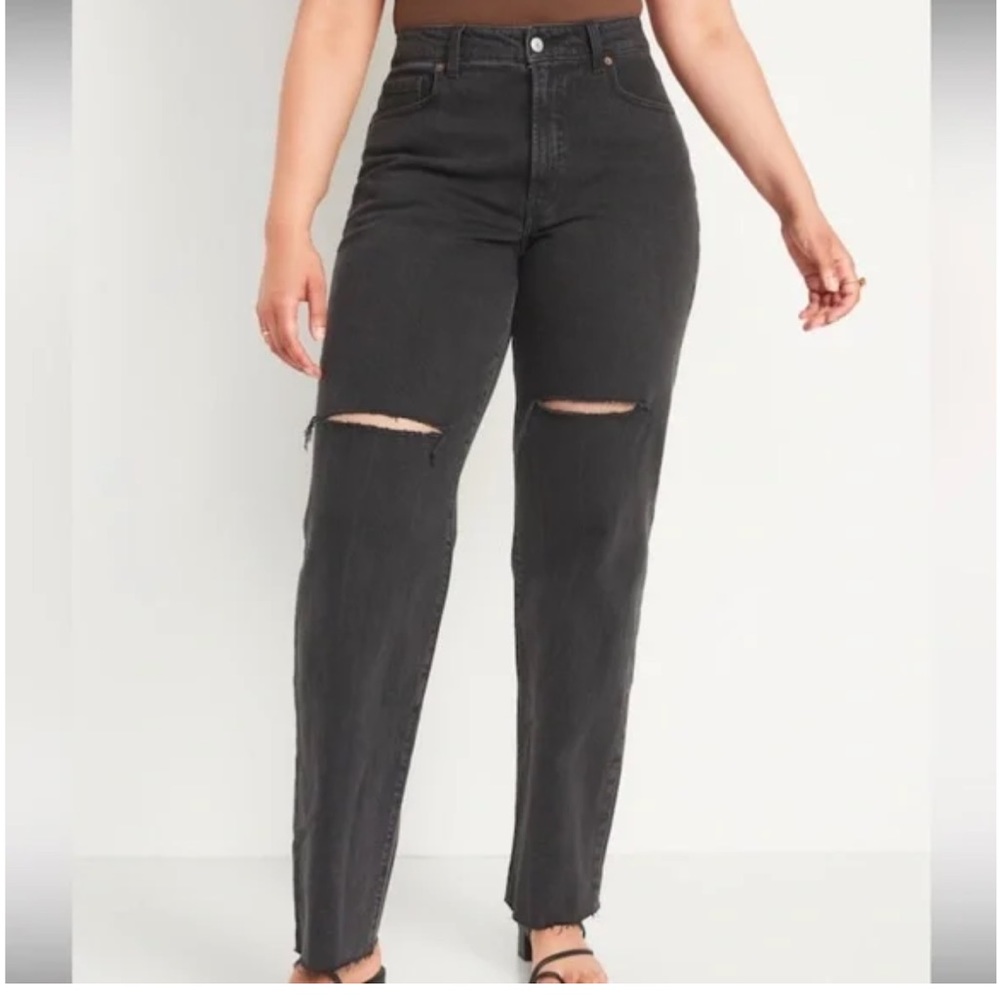 Old navy High-Waisted O.G. Loose Black Ripped Cut-Off Jeans size 10